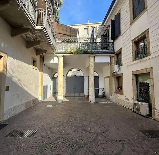 Arena Opera House Apartmán