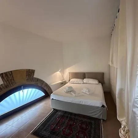 Arena Opera House Apartment *